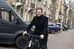 Amsterdam 8 februari 2022
Leco v Zadelhoff op zijn electrische v Moof fiets in amsterdam zuid