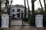 Huizen 13 februari 2022
Linda de Mol kreeg bezoek aan huis