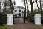 Huizen 16 januari 2022
Het huis van Linda de Mol.