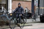 Amsterdam 8 februari 2022
Mari v d Ven op de fiets in amsterdam zuid