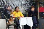 Amsterdam 30 januari 2022
Mark Baanders met zijn vader en zijn hond op terras in Amsterdam Zuid.