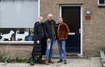 Uithoorn 10 februari 2022
Martien Meiland Erica en Maxime nemen nieuw programma oip voor sbs6 . Ze wonen in rijtjes huis en moeten van de bijstand leven.