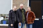 Uithoorn 10 februari 2022
Martien Meiland Erica en Maxime nemen nieuw programma oip voor sbs6 . Ze wonen in rijtjes huis en moeten van de bijstand leven.