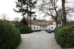 Naarden 13 februari 2022
Het huis van jan des Bouvrie en zijn vrouw Monique des Bouvrie staat te koop voor 10 miljoen euro.