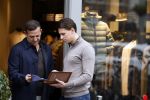 Amsterdam 27 januari 2022
Najib Amhali koopt kleding bij Layer Paris in Amsterdam zuid