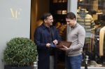 Amsterdam 27 januari 2022
Najib Amhali koopt kleding bij Layer Paris in Amsterdam zuid
