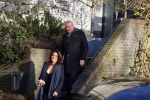 Mijdrecht 10 januari 2022
Rachel hazes en Klaas Otto vertrekken bij het huis van Rachel