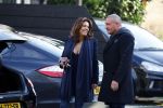 Mijdrecht 10 januari 2022
Rachel hazes en Klaas Otto vertrekken bij het huis van Rachel