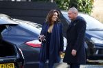 Mijdrecht 10 januari 2022
Rachel hazes en Klaas Otto vertrekken bij het huis van Rachel
