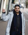 Amsterdam 19 januari 2022
Cabaretiers Bert Visscher en Jochem Myer tijdens de landelijke protestactie Kapsalon Theater in de Kleine Komedie. De cultuursector komt in actie tegen de coronamaatregelen. Tientallen theaters in heel Nederland  zijn omgebouwd tot een kapsalon. Rayen Panday