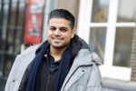 Amsterdam 19 januari 2022
Cabaretiers Bert Visscher en Jochem Myer tijdens de landelijke protestactie Kapsalon Theater in de Kleine Komedie. De cultuursector komt in actie tegen de coronamaatregelen. Tientallen theaters in heel Nederland  zijn omgebouwd tot een kapsalon. Rayen Panday