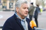 Schagen 11 januari 2022
Begrafenis / dienst van Janny Joling de moeder van Gerard Joling in het centrum van Schagen. Rene Froger en zijn zoon Maxim
