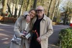 Laren 7 februari 2022
Rene v d Gijp en zijn vrouw Minouche op weg naar de boekpresentatie van Willibrord Frequin.