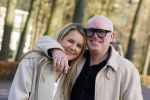 Laren 7 februari 2022
Rene v d Gijp en zijn vrouw Minouche op weg naar de boekpresentatie van Willibrord Frequin.