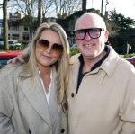 Laren 7 februari 2022
Rene v d Gijp en zijn vrouw Minouche op weg naar de boekpresentatie van Willibrord Frequin.