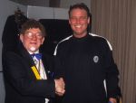 6 Februari 1995 Rene v Gijp optredend met het karnavalsliedje 