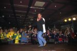 6 Februari 1995 Rene v Gijp optredend met het karnavalsliedje 