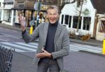 Laren 7 februari 2022
Boekpresentatie van Willibrord Frequin in het bonte paard. Rene v d Gijp reikte het eerste exemplaar uit . Riny v d Lee