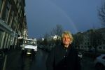 Den Haag 4 februari 2022
Rob en Ferdi Bolland worden geeerd met een plakaat op de muur van een huis met een tekst van 1 van hun liedjes daarop. Het hangt in de straat waar Rob Bolland woont.