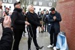 Den Haag 4 februari 2022
Rob en Ferdi Bolland worden geeerd met een plakaat op de muur van een huis met een tekst van 1 van hun liedjes daarop. Het hangt in de straat waar Rob Bolland woont.