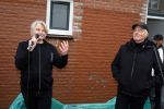 Den Haag 4 februari 2022
Rob en Ferdi Bolland worden geeerd met een plakaat op de muur van een huis met een tekst van 1 van hun liedjes daarop. Het hangt in de straat waar Rob Bolland woont.