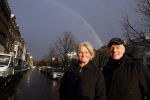 Den Haag 4 februari 2022
Rob en Ferdi Bolland worden geeerd met een plakaat op de muur van een huis met een tekst van 1 van hun liedjes daarop. Het hangt in de straat waar Rob Bolland woont.