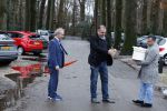 Lage Vuursche 31 januari 2022
Johan Vlemmix (Bloemen ) en Salar Azimi ( Kaviaar ter waarde van 100.000euro) brengen kado naar prinses Beatrix op kasteel Drackensteyn vanwege haar 84e verjaardag