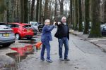 Lage Vuursche 31 januari 2022
Johan Vlemmix (Bloemen ) en Salar Azimi ( Kaviaar ter waarde van 100.000euro) brengen kado naar prinses Beatrix op kasteel Drackensteyn vanwege haar 84e verjaardag