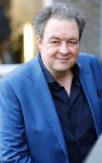 Laren 7 februari 2022
Boekpresentatie van Willibrord Frequin in het bonte paard. Rene v d Gijp reikte het eerste exemplaar uit . Fons de Poel is de schrijver. Sven Kockelman