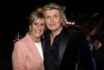 Amsterdam 22 februari 2022
Hans Klok viert zijn 53e verjaardag in the Harbour Club. Later op de avond vraagt hij zijn partner Dann v Ling ten huwelijk. Hans met Sylvia v d Akker