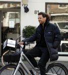 Amsterdam 11 februari 2022
Thomas Dekker op zijn fiets in AMSTERDAM.