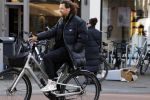 Amsterdam 11 februari 2022
Thomas Dekker op zijn fiets in AMSTERDAM.