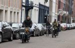 Amsterdam 15 januari 2022
Tim Oliehoek met zijn hond in bakfiets in Amsterdam zuid