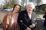 Laren 7 februari 2022
Boekpresentatie van Willibrord Frequin in het bonte paard. Rene v d Gijp reikte het eerste exemplaar uit . Fons de Poel is de schrijver.