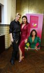 Amsterdam 14 februari 2023
Boekpresentatie Steffy Roos de Maine in het Soho House. Anouk Smulders krijgt het eerste boek