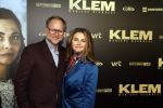 Amsterdam 30 januari 2023
Premiere Klem in Tuschinski met in de hoofdrollen Georgina Verbaan Barry Atsma Jacob Derwig Claudia Vismara Antonio Rampino Zoe Cusell Yenthe Bos en Marie  Mae v Zuilen. Ad Knippels en zijn partner