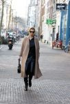 Amsterdam 14 februari 2023
Anouk Smulders op straat in Amsterdam centrum.