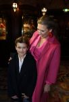 Amsterdam 2 februari 2023
Premiere de Magie van Valentijn in Tuschinski met in de hoofdrol Birgit Schuurman . Iris Hond en Lakhsmi speelden de titelsong. Bo Wilkes met zoontje