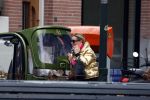 Amsterdam 20 januari 2023
Connie Witteman doet in haar groene biro en gouden jas met roze trui boodschappen in Amsterdam zuid.