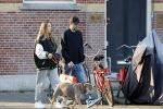 Amsterdam 13 februari 2023
Davy Klaassen met vriendin en hond in Amsterdam zuid