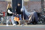 Amsterdam 13 februari 2023
Davy Klaassen met vriendin en hond in Amsterdam zuid