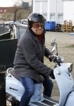 Amsterdam 4 februari 2023
Herdenkingsdienst/Begrafenis Heddy Lester.
Frits Huffnagel kwam op de scooter