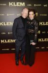 Amsterdam 30 januari 2023
Premiere Klem in Tuschinski met in de hoofdrollen Georgina Verbaan Barry Atsma Jacob Derwig Claudia Vismara Antonio Rampino Zoe Cusell Yenthe Bos en Marie  Mae v Zuilen. Hajo Bruins met partner