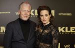 Amsterdam 30 januari 2023
Premiere Klem in Tuschinski met in de hoofdrollen Georgina Verbaan Barry Atsma Jacob Derwig Claudia Vismara Antonio Rampino Zoe Cusell Yenthe Bos en Marie  Mae v Zuilen. Hajo Bruins met partner