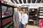 Amsterdam 18 februari 2023
Hein Vegeer en zijn dochter staan met div produkten op de huishoudbeurs (JustBfit Sport)