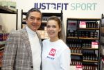 Amsterdam 18 februari 2023
Hein Vegeer en zijn dochter staan met div produkten op de huishoudbeurs (JustBfit Sport)