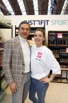 Amsterdam 18 februari 2023
Hein Vegeer en zijn dochter staan met div produkten op de huishoudbeurs (JustBfit Sport)