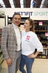 Amsterdam 18 februari 2023
Hein Vegeer en zijn dochter staan met div produkten op de huishoudbeurs (JustBfit Sport)