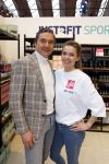Amsterdam 18 februari 2023
Hein Vegeer en zijn dochter staan met div produkten op de huishoudbeurs (JustBfit Sport)
