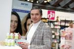 Amsterdam 18 februari 2023
Hein Vegeer en zijn dochter staan met div produkten op de huishoudbeurs (JustBfit Sport)
